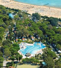 Camping Village Pino Mare In 2020 Camping Italien Meer Italien Urlaub Italien Meer