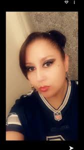 Elaine Deanda's Instagram, Twitter & Facebook