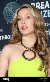 Eileen Hatton's Instagram, Twitter & Facebook