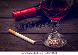 Animasi anime gambar kartun keren perempuan. Anggur Merah Dan Rokok