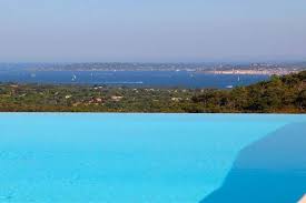 Maison A Vendre Grimaud 6 Pieces 360m 796044 Piscine A Debordement Maison A Vendre Villa