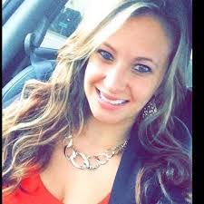 Samantha Rowland's Instagram, Twitter & Facebook