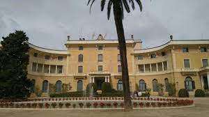 El palacio es del siglo xi, lo mandó construir el rey pedro el ceremonioso. Beautiful And Well Kept Review Of Palacio Real De Pedralbes Barcelona Spain Tripadvisor