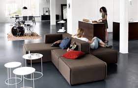 Sofa Carmo Invites You To Hang Out With Some Friends Lassiges Wohnzimmer Sofa Design Innenarchitektur