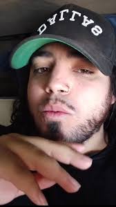 Hello guys. I'll be 30 in a few hours. Can y'all edit my picture with the  same or similar background as this handsome young fella ? Thanks