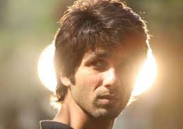 Han vant king's cup i bangkok i 1997. Shahid Kapoor To Make Debut As Producer With Dingko Singh Biopic Bollywood News India Tv