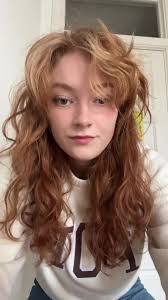 Nicky Linn's Instagram, Twitter & Facebook