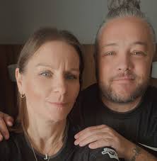 Just thinking and remembering tuck shop at school. Anybody remember All  Stars crisps snacks? They came in salt n vinegar or bacon flavour and you  got a little , collector card inside