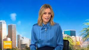She is 41 years old as of 2019. Allison Langdon Questions Why Most Of Australia Is In Lockdown T Gate