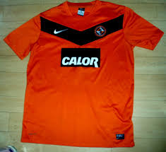 Unsere dienstleistungen im bereich zahnimplantate. Dundee United Home Baju Bolasepak 2011 2012 Sponsored By Calor