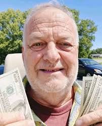 The day I see myself in America ownpah...... end it 😁