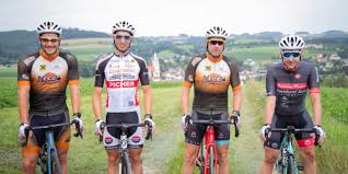 Hier kannst du dir die 600 km lange strecke ansehen! Race Around Austria Letzte Tests Auf Der Strecke Bote Aus Der Buckligen Welt