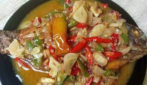 Bumbu tauconya gurih dan cabai yang pedas menggigit bikin masakan ini selalu jadi rebutan. Ghea Januarti Resep Ikan Nila Tauco Facebook