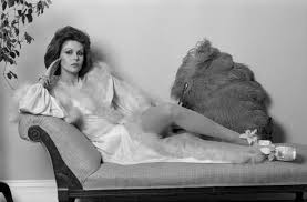 Joanna Lumley Swinging 60s Bond Girl Who Played Ab Fab S Patsy