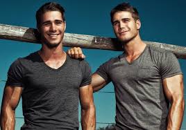 images?q=tbn:ANd9GcQLhkIeFLuhU5uw-xy8GTRcBm1ikXlVRMo5ucAtG-zqm6xpEUCD