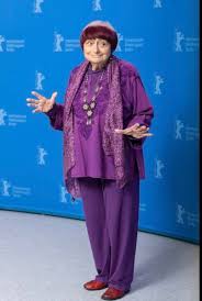 À la mort de varda, beaucoup de ses fans sont venus déposer des pommes de terre en forme de cœur devant le domicile parisien de la cinéaste. Nom Varda Prenom Agnes Par Sarah Cattan Tribune Juive