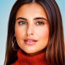 Barbara Frederico's Instagram, Twitter & Facebook