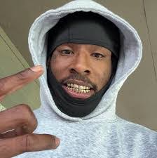 Ashleigh Reyes's Instagram, Twitter & Facebook