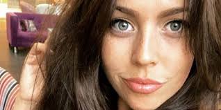 Y en ese contexto es que instagram se ha transformado en la plataforma con la que la panelista de la mañana mantiene el interés de su medio millón de seguidores. Publimetro On Twitter Daniela Aranguiz Defendio A Paty Maldonado Tras Polemica Con Alejandro Goic Es Una Ordinariez Lo Que Este Hombre Le Hizo Https T Co 08qg37dv5d Https T Co Njfgesoayn