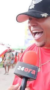 Ora ku marketing ta loke bo ta SUPER bon den dje, bo ta hasie asta sin  menshona loke bo ke promove HAHAHAHAHA Bibando Liber 24ora pa dia 🖤