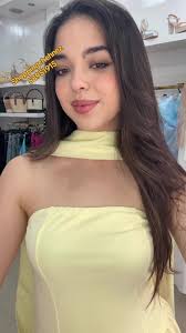 مشاهدة أزياء أنيقة مع Islem