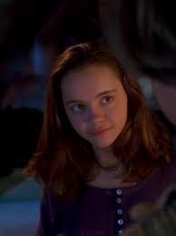 Kate Harvey's Instagram, Twitter & Facebook