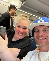 Mama June confirms secret marriage to Justin Stroud and shows off $25K  diamond engagement ring & band in new video