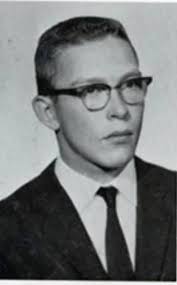 Does anybody have pics of Gary Lynn Lowe? Or remember what happened to him?