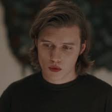 Milo Stevens's Instagram, Twitter & Facebook