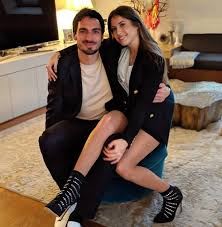 Ungeschminkt #34 glaube 2.0 #34. Cathy Hummels Postet Bild Mit Mats Auf Instagram Doch Alle Interessieren Sich Fur Jemand Anderen