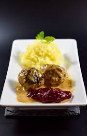 So Einfach Kochst Du Schwedische Kottbullar Selber Einfach Lecker Rezept Rahmsauce Lecker Rezepte
