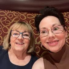 Laura Suhm's Instagram, Twitter & Facebook