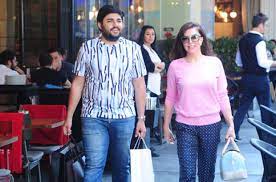 Herkesin orada bir anısı var. Ebru Yasar Ibrahim Tatlises Le Baristik