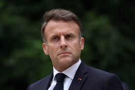 Macron urges mainstream parties ...
