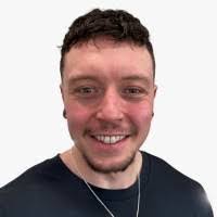 Pat Carswell's Instagram, Twitter & Facebook