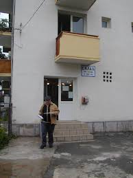 Casa judeţeană de pensii gorj este păzită de către angajaţi, atât în zilele lucrătoare cât şi în weekend. Sute De Dosare De Pensionare Inregistrate La CondiÈ›ii Deosebite De MuncÄƒ