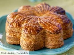 Recette Le Pithiviers Ingredients 6 Personnes 2 Pates Feuilletees 80 G De Beurre Mou 2 Cuil A Soupe De Creme Liquide Dec Recette Pithiviers Dessert