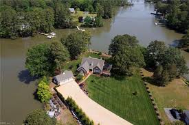 411 Oakley Pointe Lane, Mathews, VA 23109