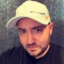 Brett Bimson's Instagram, Twitter & Facebook