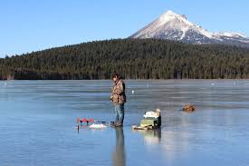 Ice Fishing At Lake Of The Woods Is Another Way To Enjoy Some Time On The Ice Klamath Fishing Trip Natural Landmarks