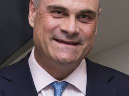 AIG nombra a Peter Hancock presidente y consejero delegado de la empresa