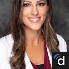 Krista Bennett's Instagram, Twitter & Facebook