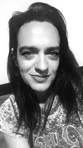 Michelle Everhart's Instagram, Twitter & Facebook