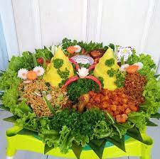 Tumpeng Syukuran Bekasi 0856 9429 3531 Pesan Tumpeng Besar Tumpeng Mini Nasi Kotak Snack Box Catering Nasi Ulang Tahun