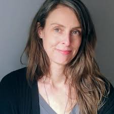 Elise White's Instagram, Twitter & Facebook