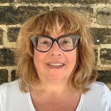 Deborah Wortman's Instagram, Twitter & Facebook