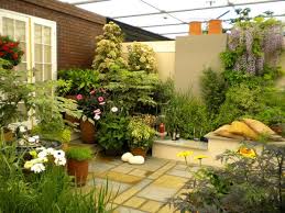 From small trees to fences, the backyard landscape should be a perfect oasis for your home.a collection of 30 ideas can be more then enough. 100 Most Creative Gardening Design Ideas To Try At Home