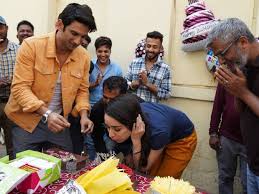 Born in january 21, 1986, sushant singh rajput is an indian actor who made debut on television screens and became a home name with her tv series, pavitra rishta. Watch Shraddha Kapoor Celebrates Her Birthday With Sushant Singh Rajput And Chhichhore Team Bollywood News Bollywood Hungama