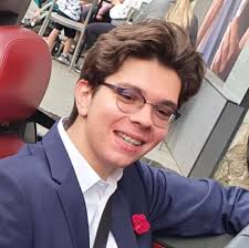 Can anybody point me in right direction, bought a 2006 Z4 off an auction ..  however next to the doors where the roof is .. can this be fixed ? If so