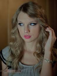 Crescent Park historical carousel.. Warwick should have saved the Oakland  Beach carousel